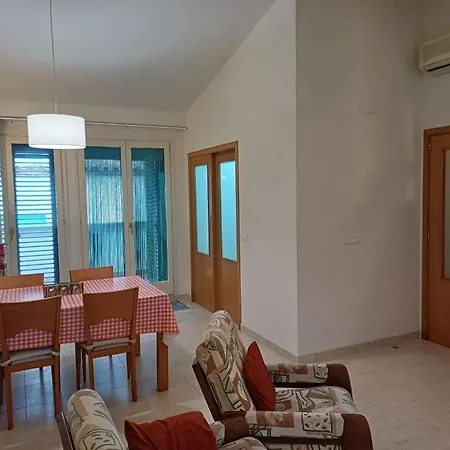 Apartamento Amplio De 2 En El Casco Antiguo De Tossa