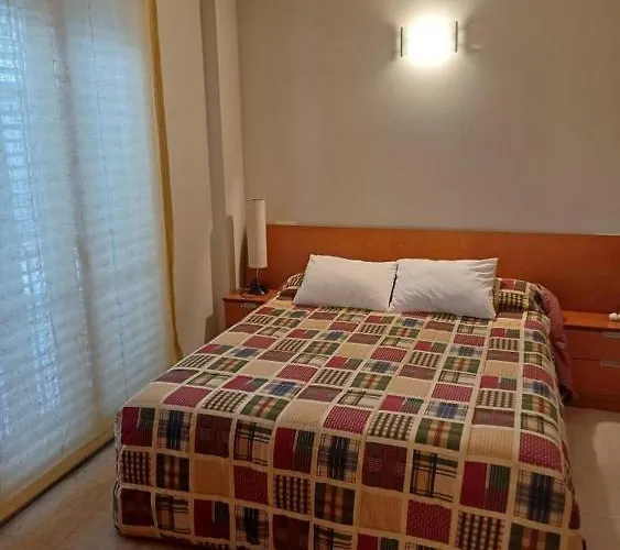 Amplio De 2 En El Casco Antiguo De Tossa Daire *